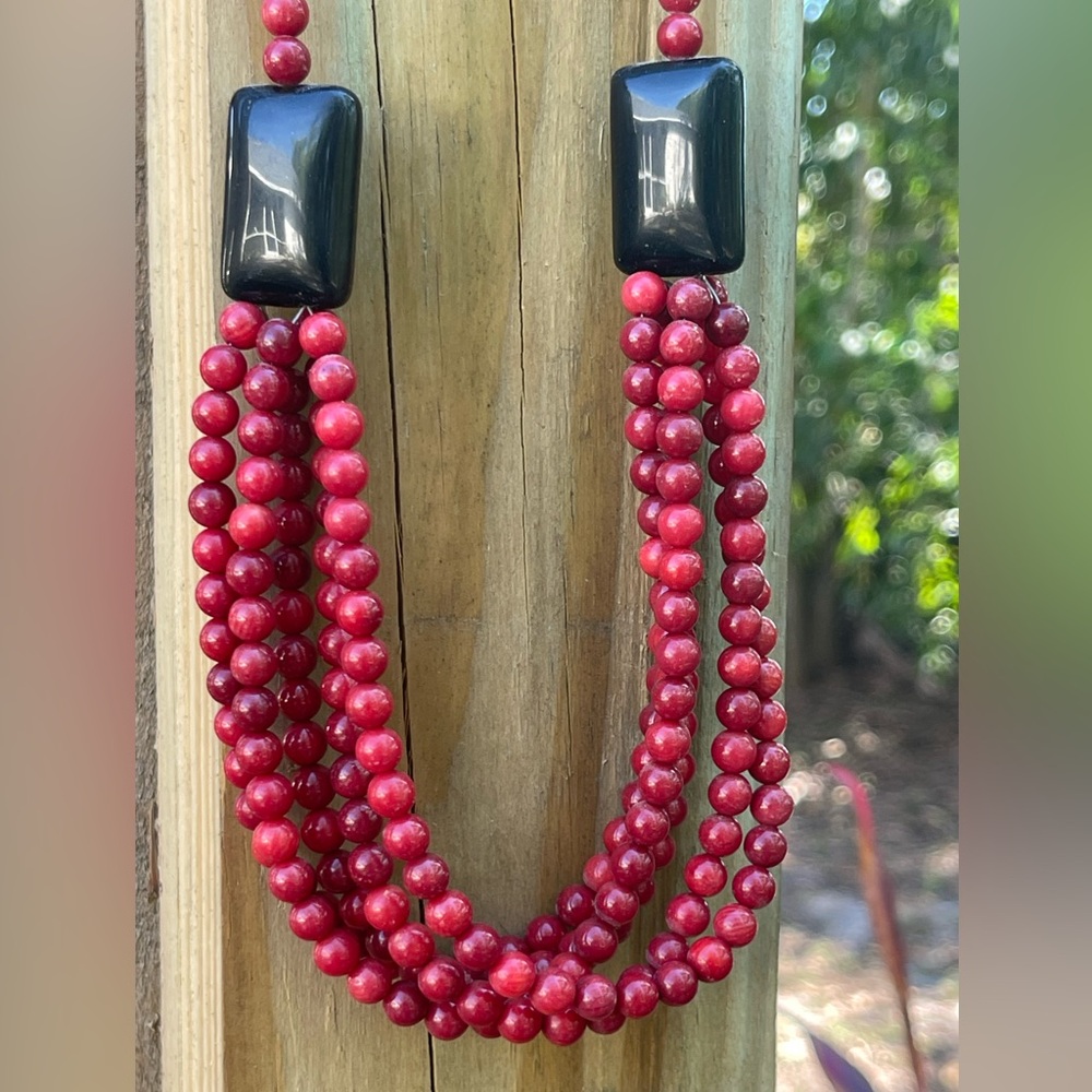 Jay King Vintage Red Red Coral Beaded Stone Necklace
with sterling silver - Picture 5 of 5